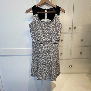 Marc by Marc Jacobs Flower Dress - White and Black - Amazing Details - XS / 2